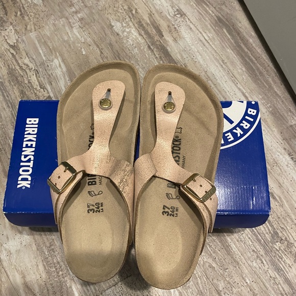 rose gold birkenstock gizeh